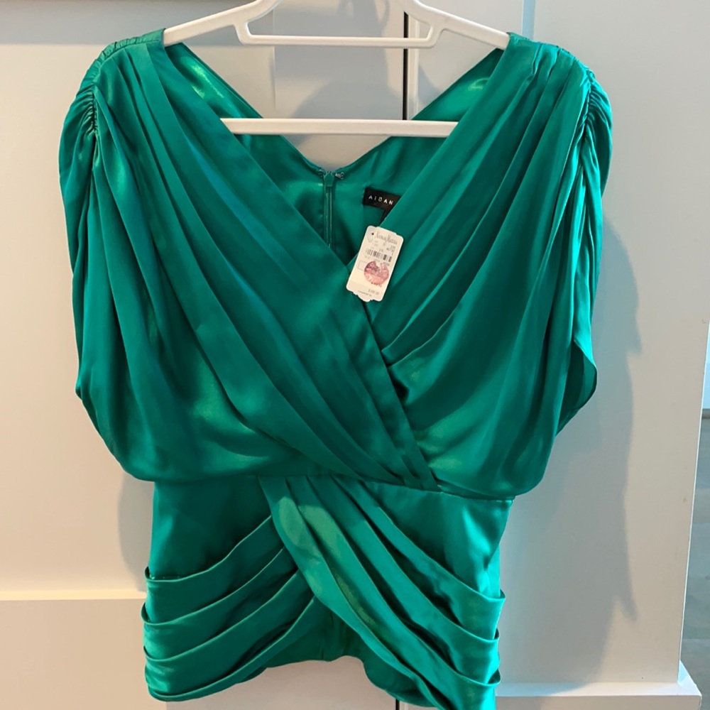 Aidan Mattox green satin/silk top NWT.